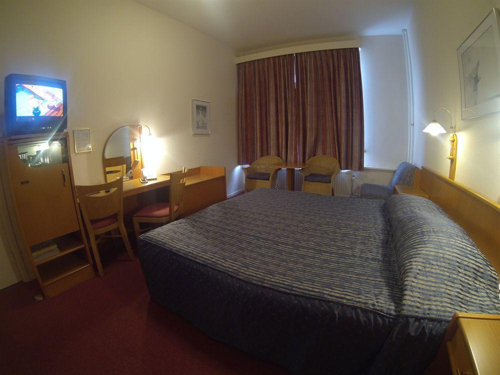 Hotel Hestia Амстердам Екстериор снимка